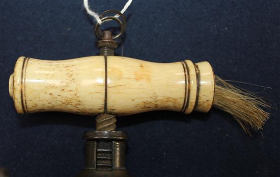 A Victorian Thomason type barrel corkscrew, 4in.